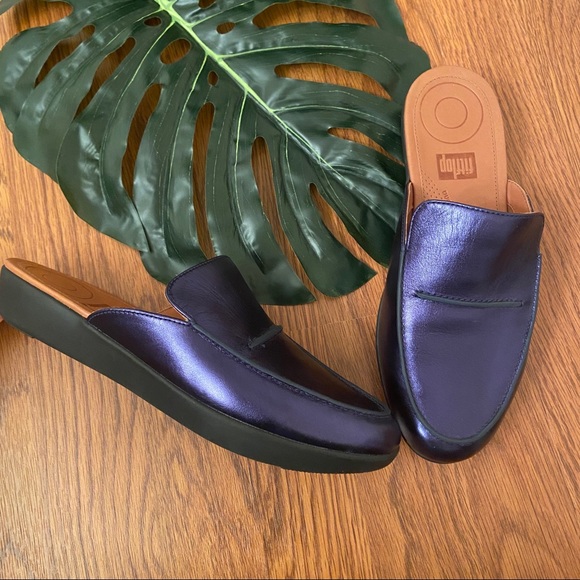 fitflop serene patent mules